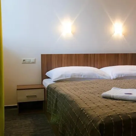 Guest house Lipa *